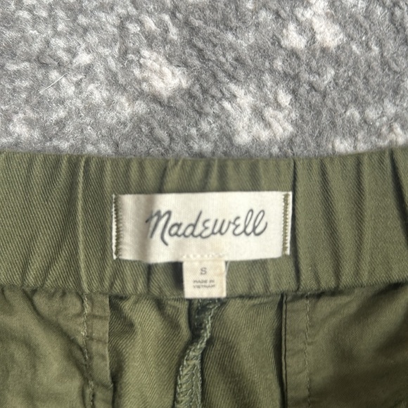 Madewell Olive Green Women's Pull on Shorts - Picture 6 of 12